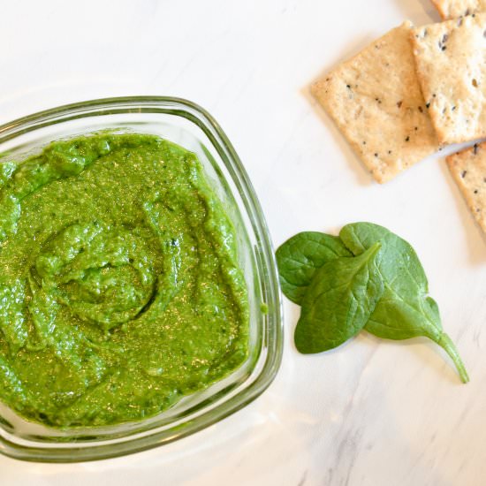 Spinach and Roasted Garlic Pesto
