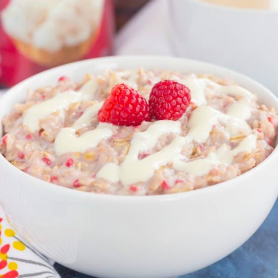 Raspberry Cheesecake Swirl Oatmeal