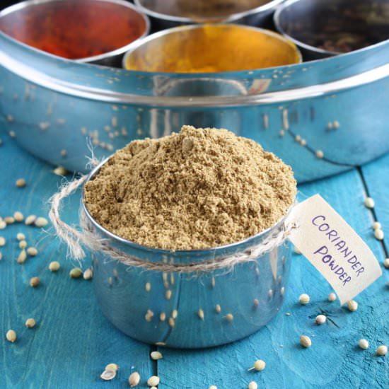 Homemade Coriander Powder