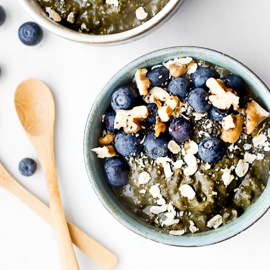 Chocolate Blueberry Breakfast Bowl