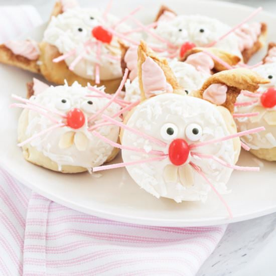 Easter Bunny Cinnamon Rolls