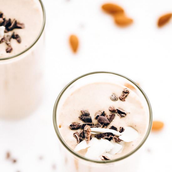 Vanilla-Almond Chip Shake