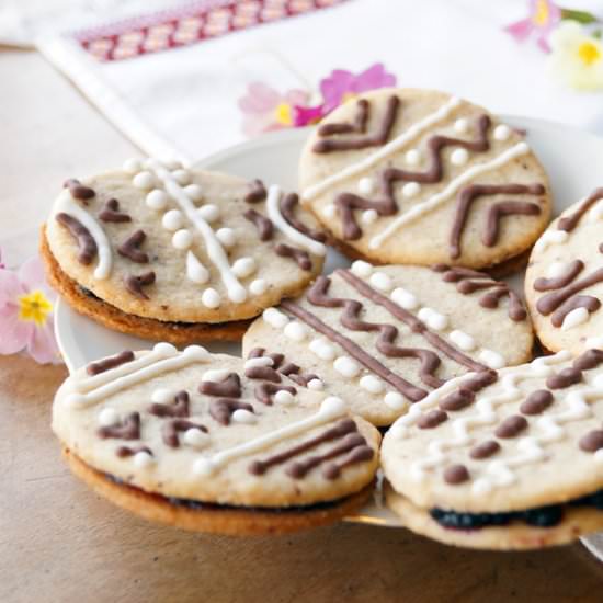 Painted Easter Eggs from Shortbread