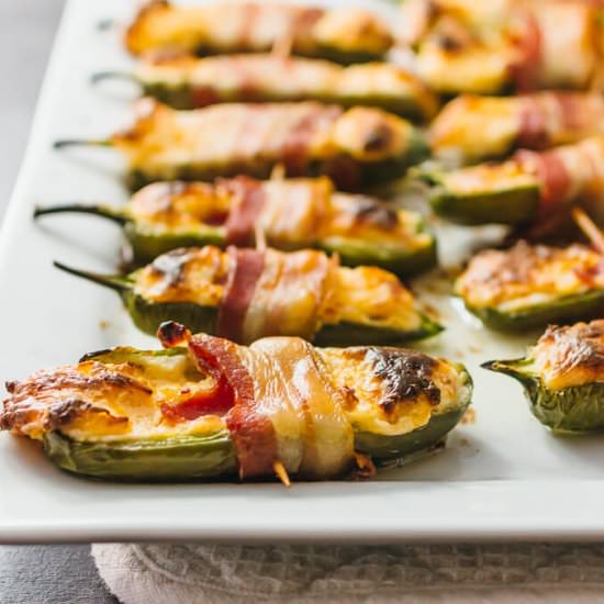 Bacon wrapped jalapeño peppers