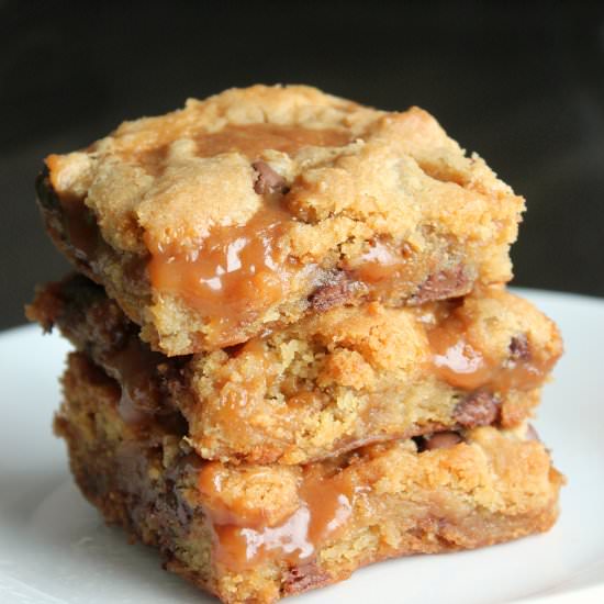 Caramel Chocolate Chip Cookie Bars