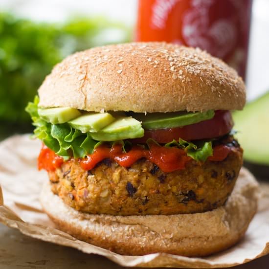 Maple Sriracha Tempeh Burgers