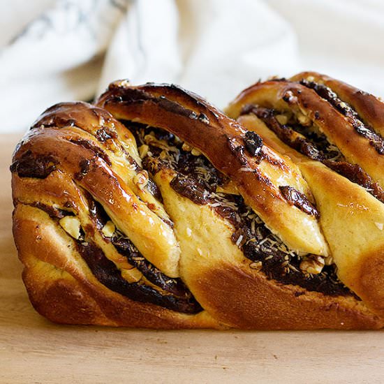 Date Walnut Babka