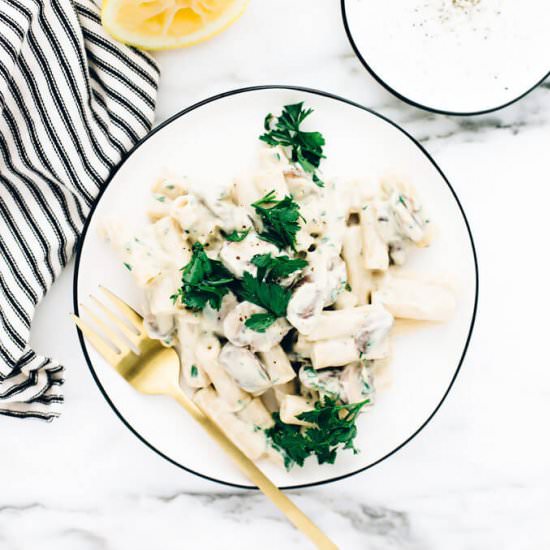 Creamy Vegan Mushroom Pasta