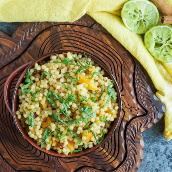 Couscous with Pistachio and Apricot