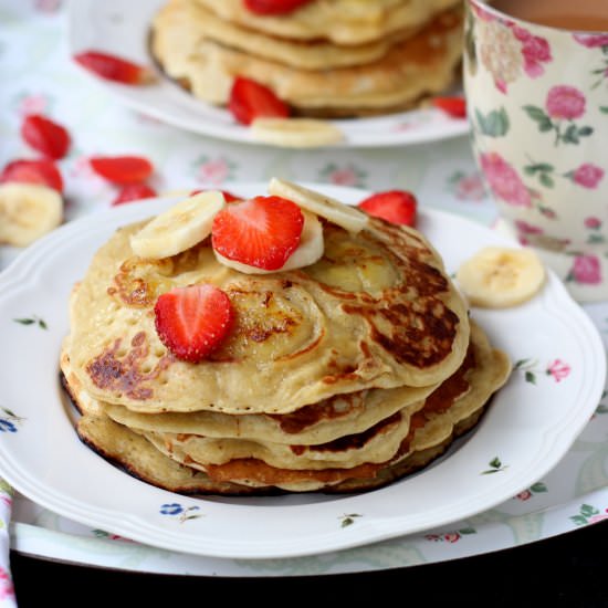 Banana Nutmeg Pancakes