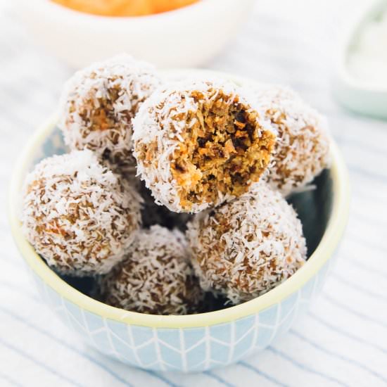 No Bake Carrot Cake Energy Bites