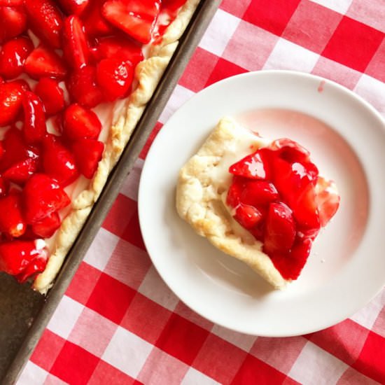Strawberry Cream Cheese Slab Pie