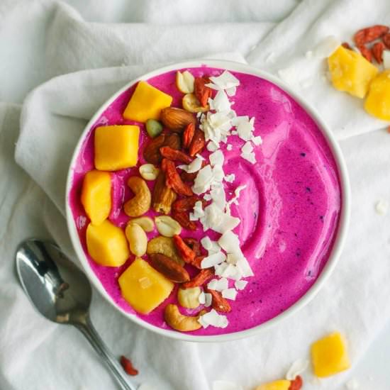 Pitaya Smoothie Bowl