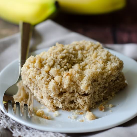banana crumb snack cake