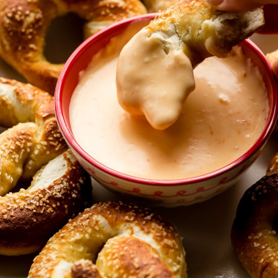 Easy Homemade Soft Pretzels