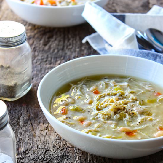 Slow Cooker White Chicken Chili