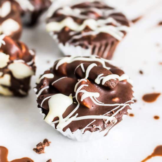 vegan macadamia cherry clusters