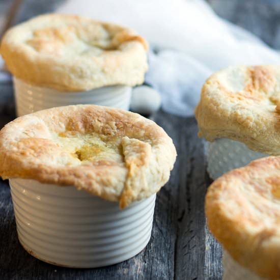 LOBSTER, PRAWN SEAFOOD POT PIE