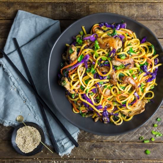 Stir Fried Lo Mein Noodles w/ Pork
