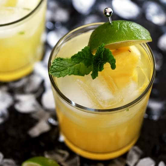Pineapple Mojitos