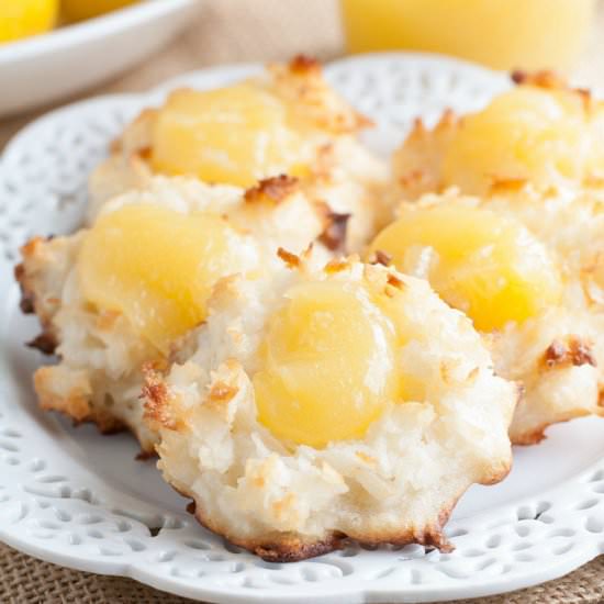 Lemon Curd Macaroons