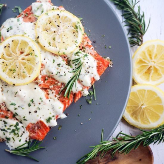 Baked Salmon with Lemon Sauce