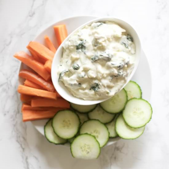 Slow Cooker Spinach Artichoke Dip