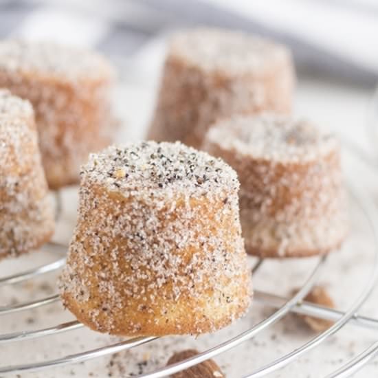 Swedish Almond & Cardamom Mini Cake
