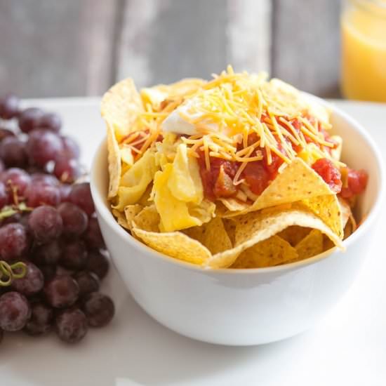 EASY BREAKFAST NACHOS