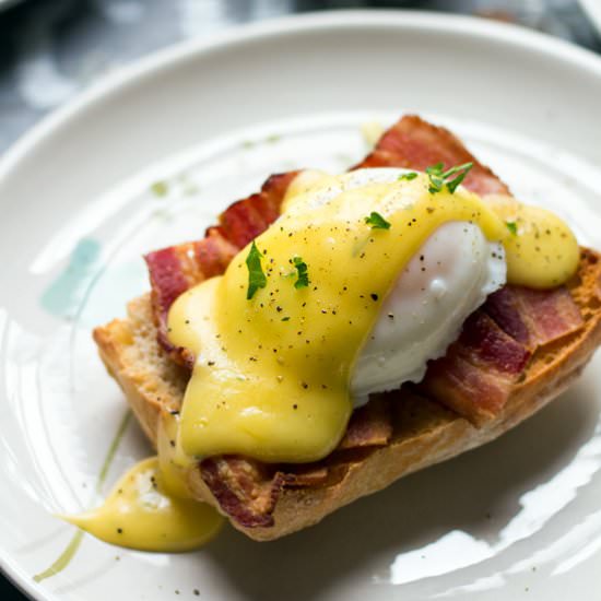 Dill Hollandaise Eggs Benedict