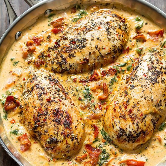 Chicken & Bacon in Spinach Sauce