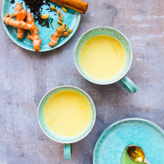 Ginger & Turmeric Tea (Chai)