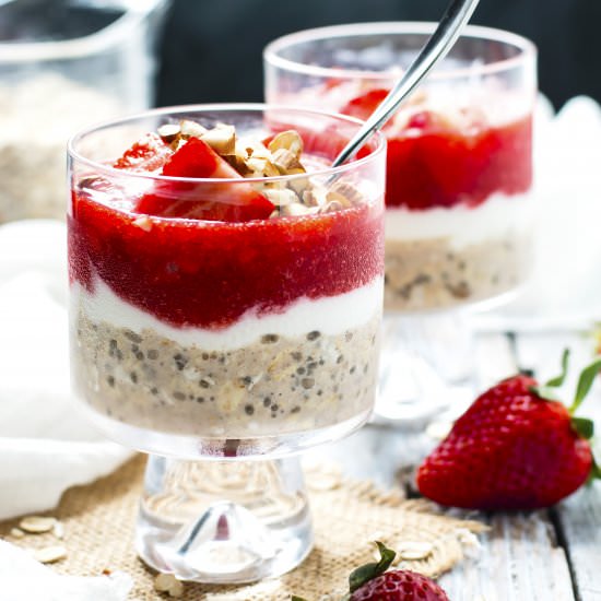 Strawberry Shortcake Overnight Oats