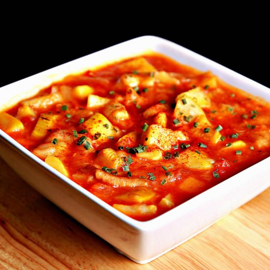 Zucchini with Tomato Stew