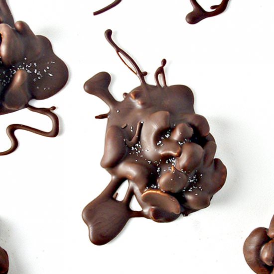 Vegan Chocolate Cashew Clusters
