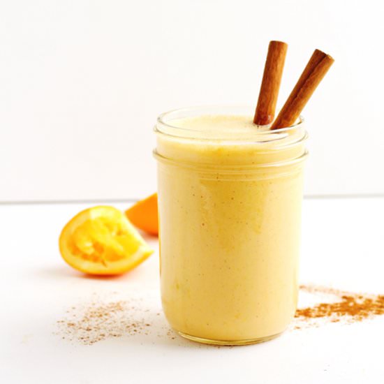 Yogurt orange vanilla smoothie