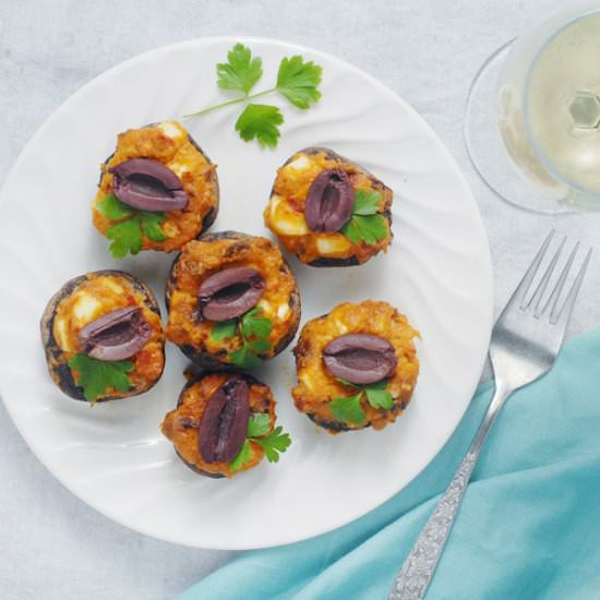Mediterranean Stuffed Mushrooms
