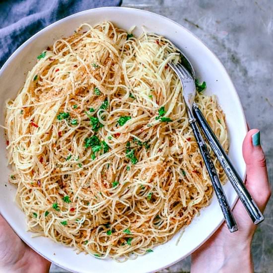 15-minute pasta aglio e olio