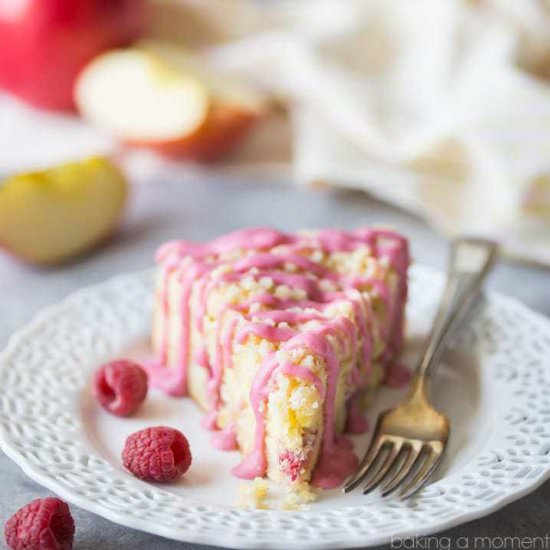 Apple Raspberry Crumb Cake