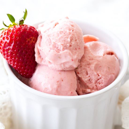 Strawberry Buttermilk Ice Cream