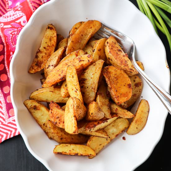 Vegan Bacon Baked Potato Wedges