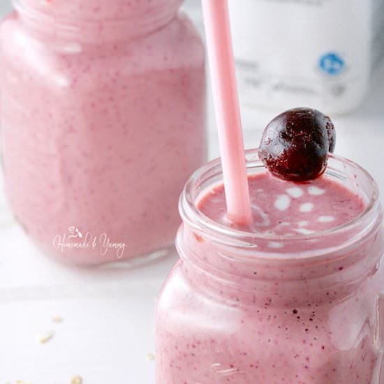 Vanilla Bean Kefir Smoothie