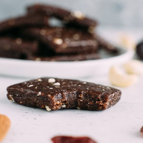 7 Ingredients Energy Bars