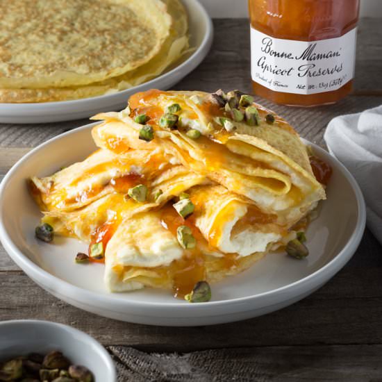 Apricot Mascarpone Crepes