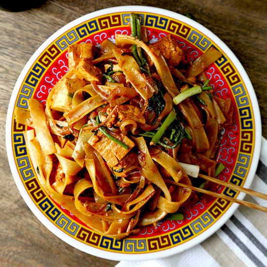 Tofu Chow Fun With Watercress