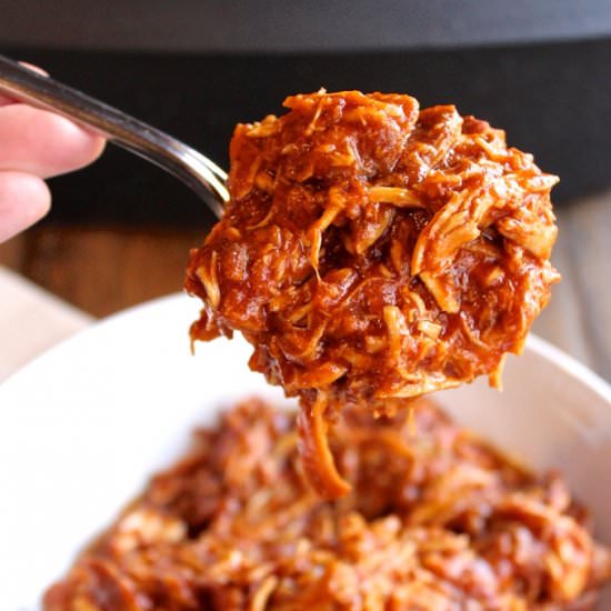 Slow Cooker Barbecue Pulled Chicken