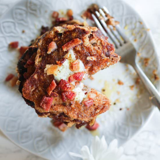Paleo Apple Bacon Pancakes