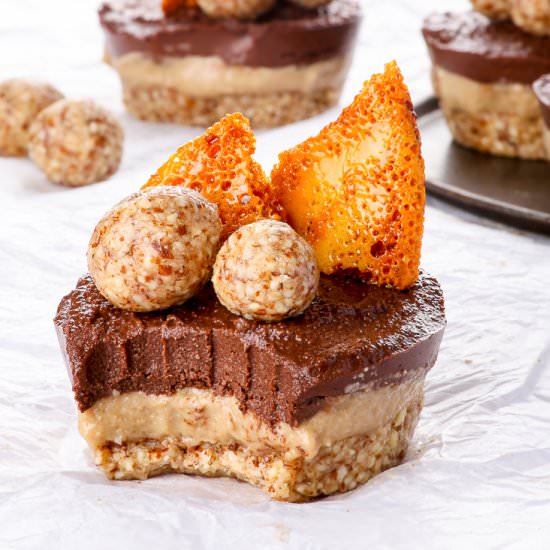 Raw Vegan Cheesecake Bites