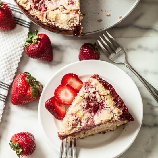 Strawberry Crumb Cake