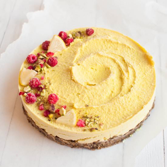 Raw Vegan Lemon Cheesecake